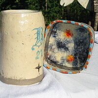 halbe-Krug und Aschenbecher (Keramik)